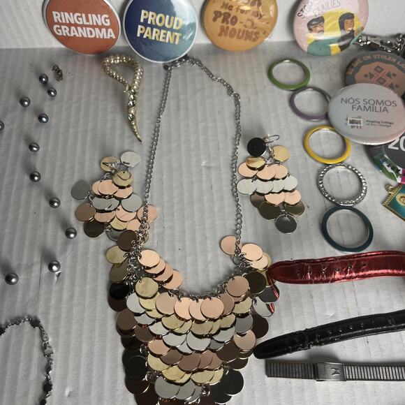 Women’s draw junk lot Watches, Necklaces, Pens custom jewelry Lot Of 42 main image 4